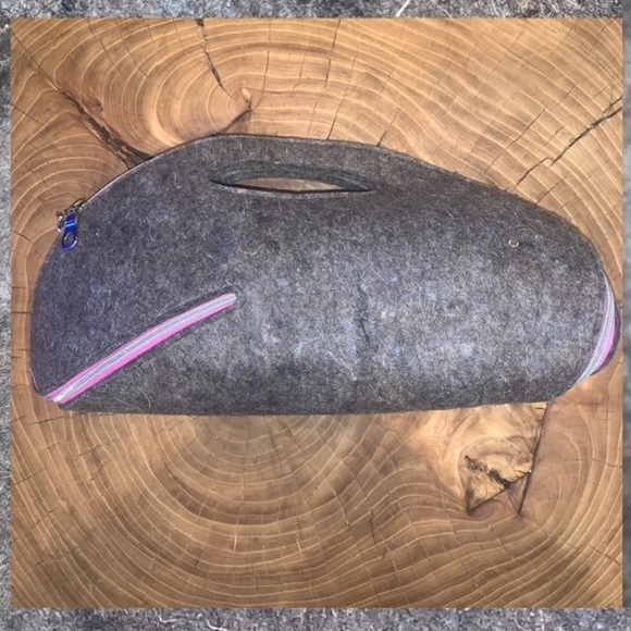 UM bag by Josh Jakus Gray Wool Handbag - Picture 3 of 8